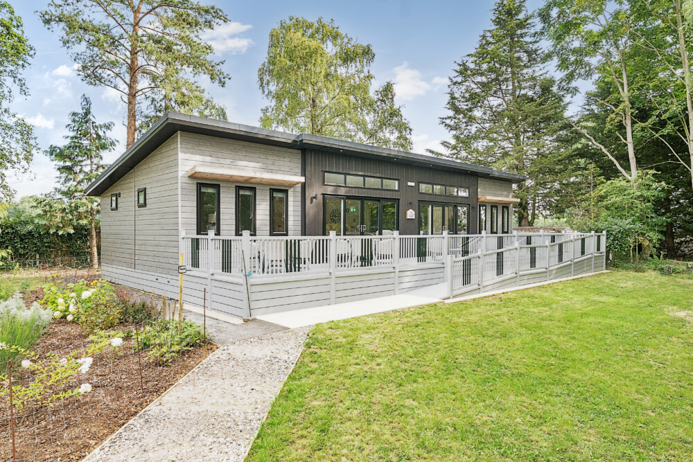 1328873 16 689b06776542f