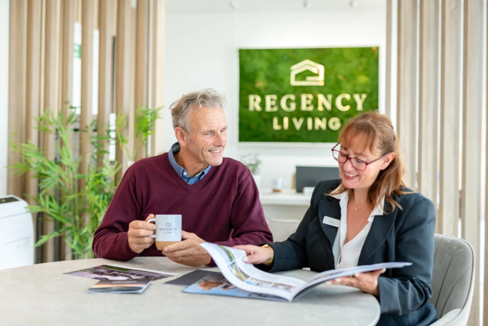 Regency Living12048