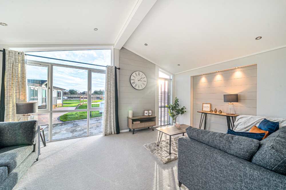 1381266 36 6914bbfb46a32