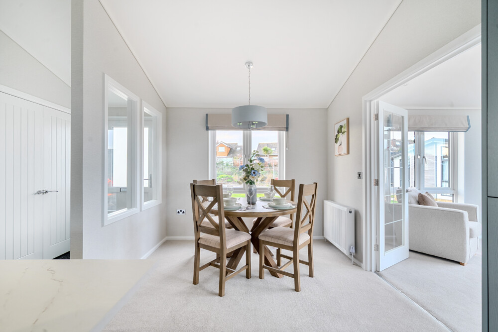 1381268 14 6914bda7e97b7