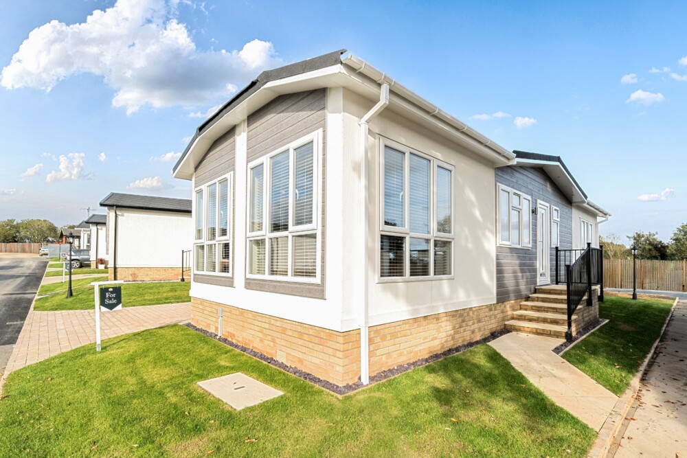 14 1363892 23 68e52e3d68da8 14