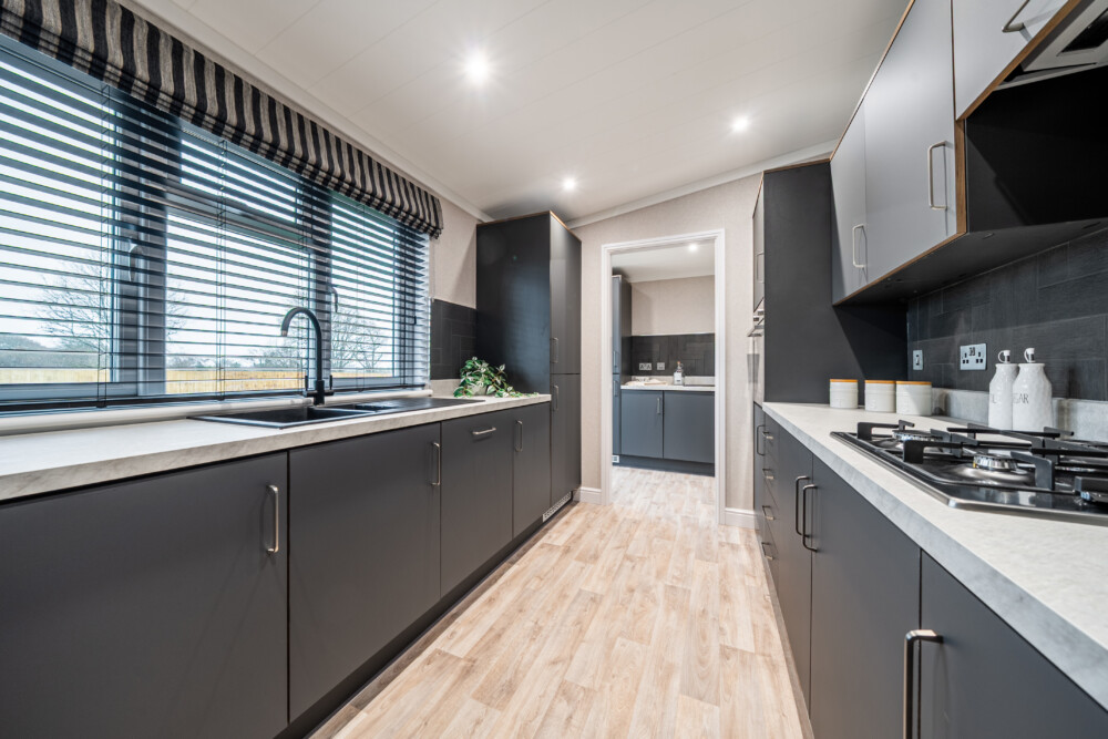 1380505 15 6914932640f69