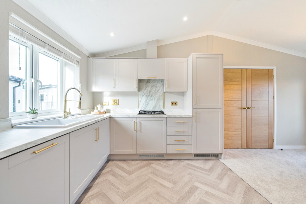 1409649 18 6983677d13c2d