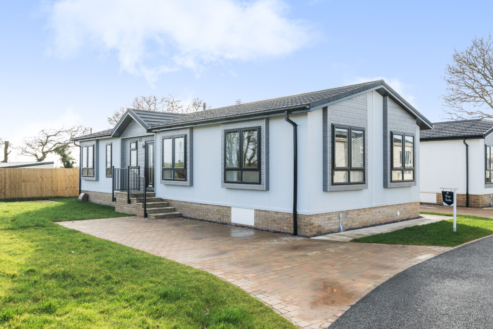 1409649 3 698366236039d