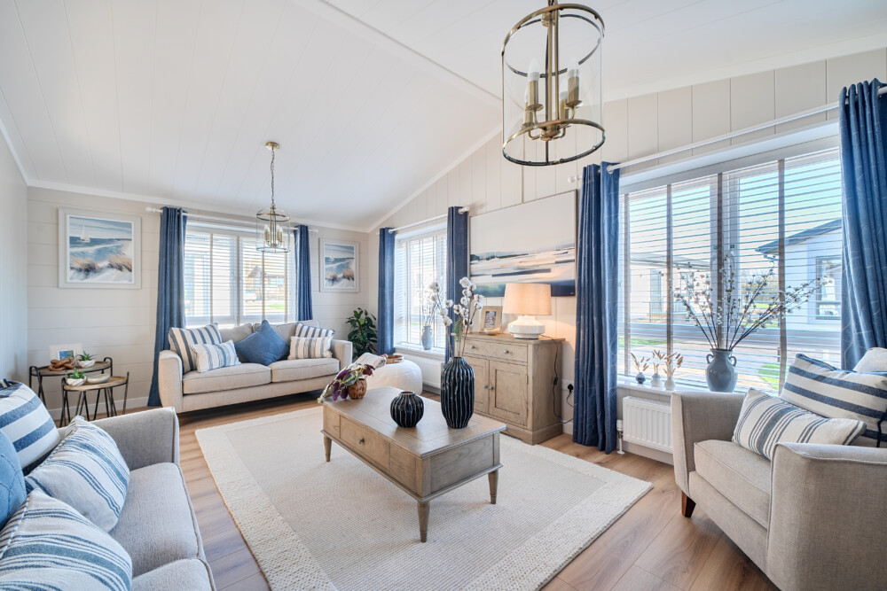 1381891 4 691ee2f3ee9d5