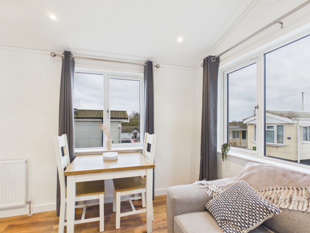 5e442fd947c74e9bb15ffd9a1add434c 100 CAM01322 G0 PR0281 STILL010 alt