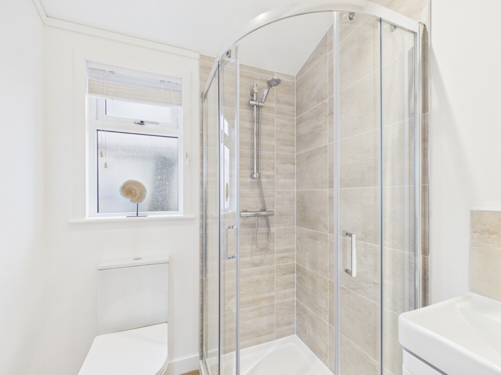 7aec3c73f01f489d9ee74e0bb22e4003 100 CAM01322 G0 PR0281 STILL003 alt