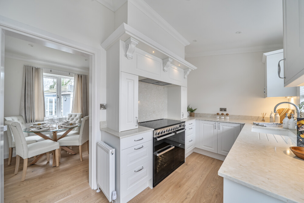 1409651 18 6984a28a39094