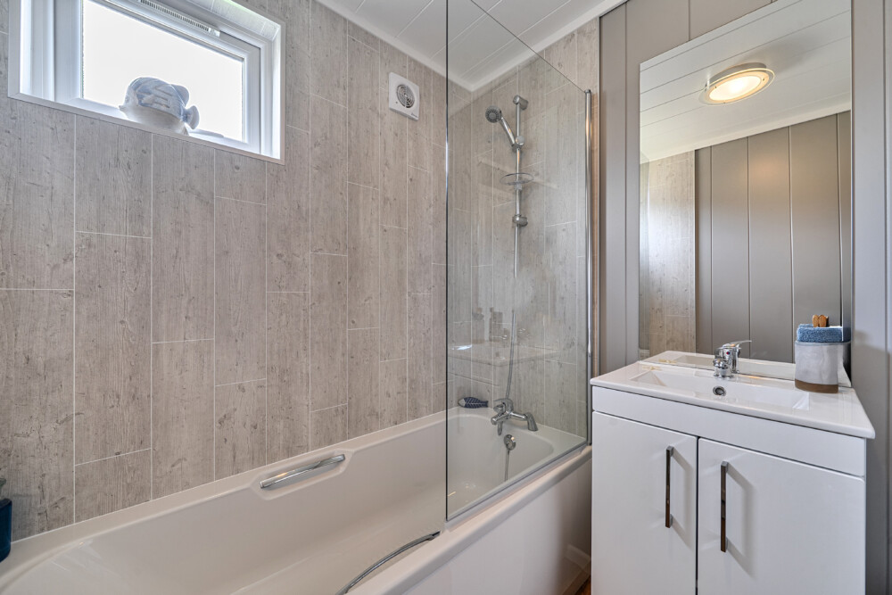 1467513 32 6a1ec04531e80