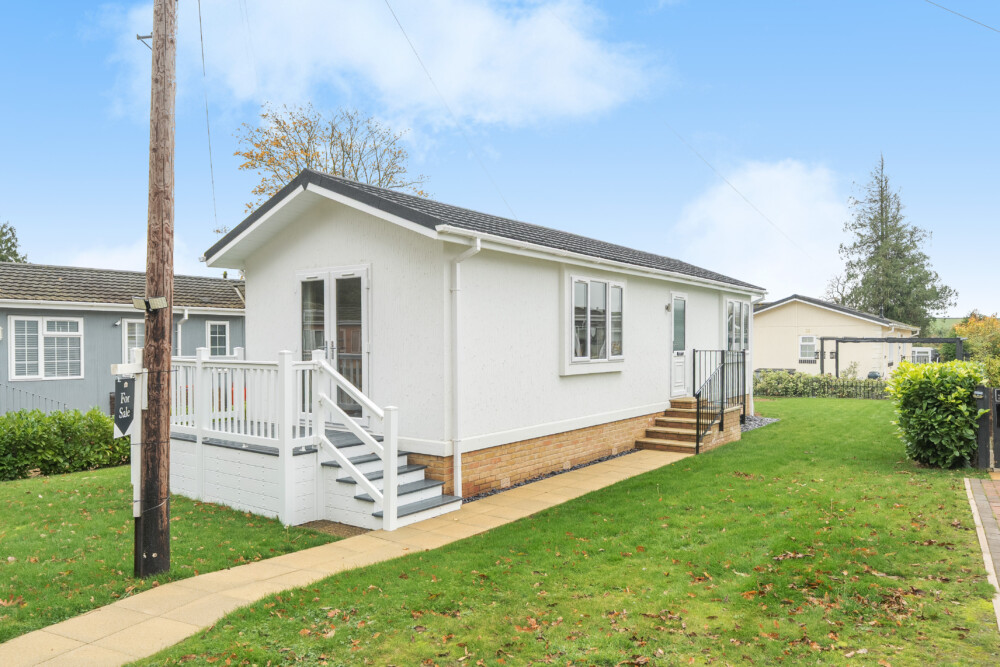 1371628 1 6904950cb56b7