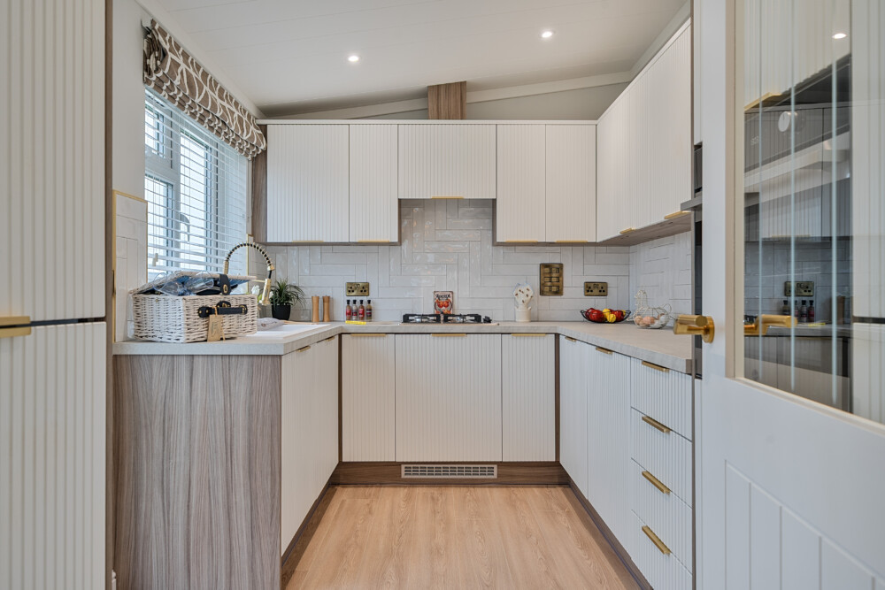 1402878 8 69777c3127782