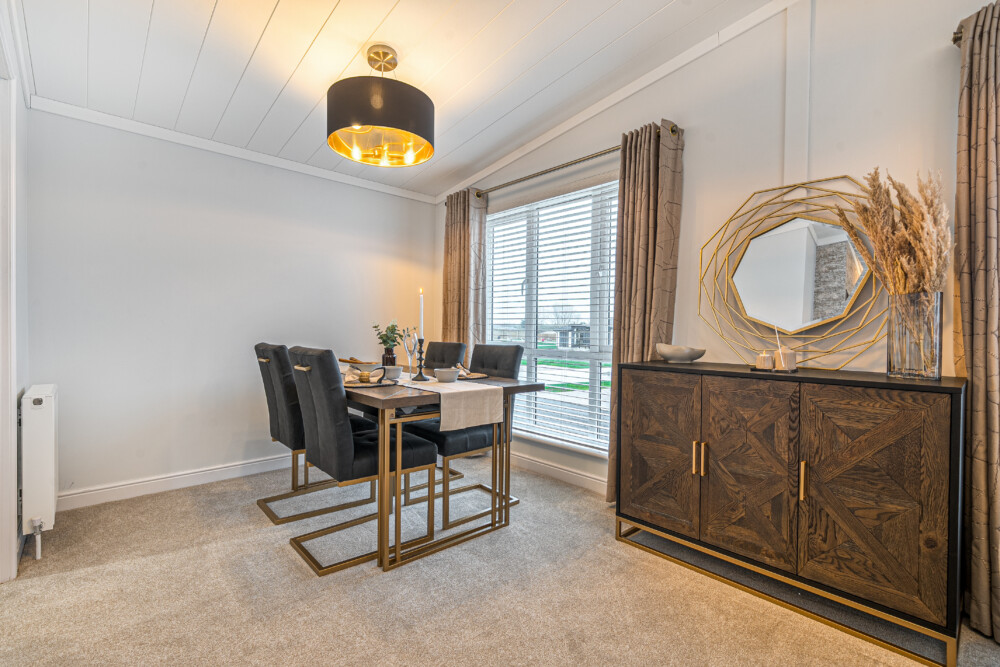 1402881 7 697795772d593