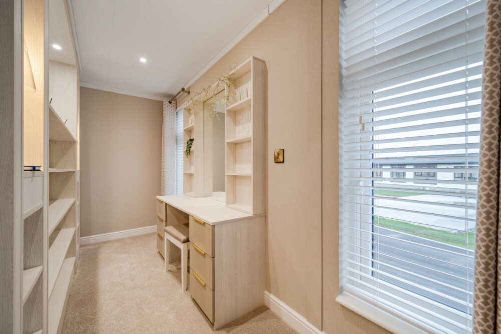 1402886 22 6977a2508c926