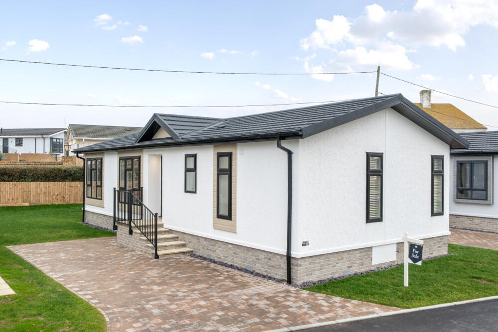 1402886 3 6977a1380b84d