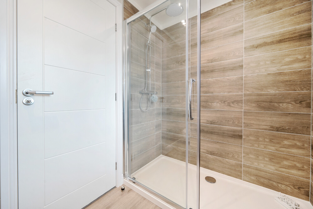 1330637 9 6890d55796e17