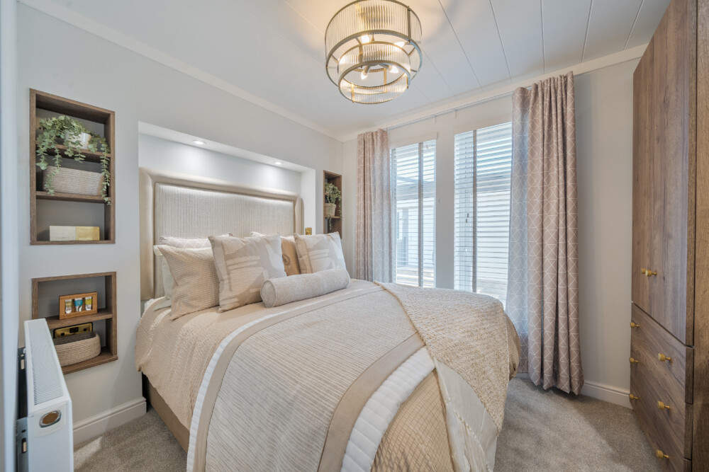 1382760 18 6926e210d659c