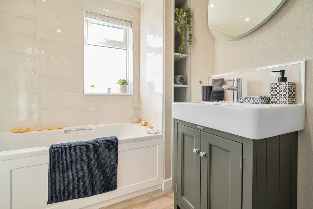 1411418 12 69943d773105c