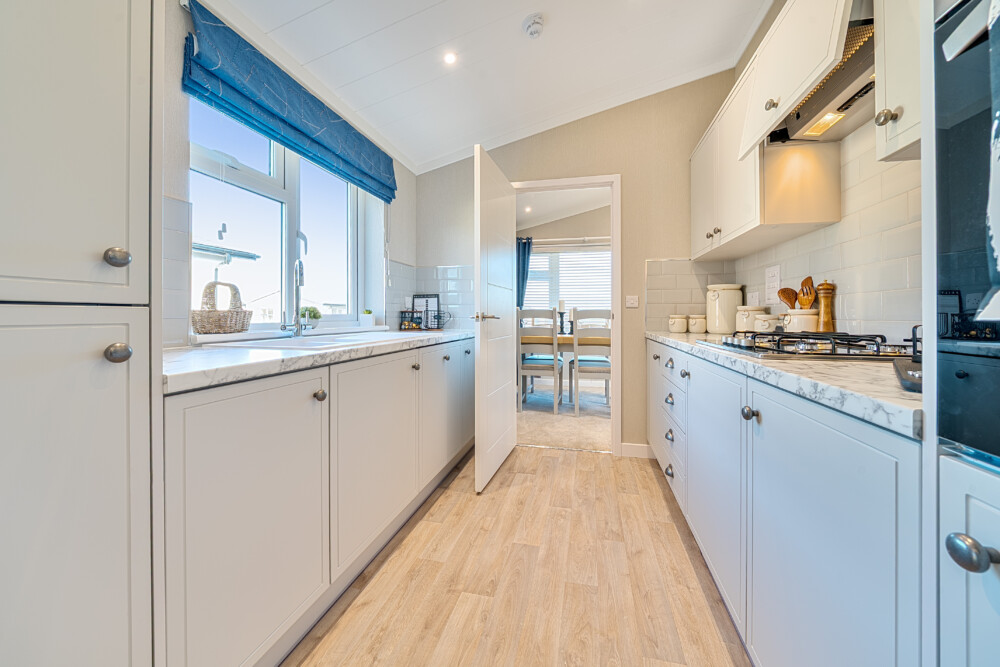 1411418 8 69943d088d053