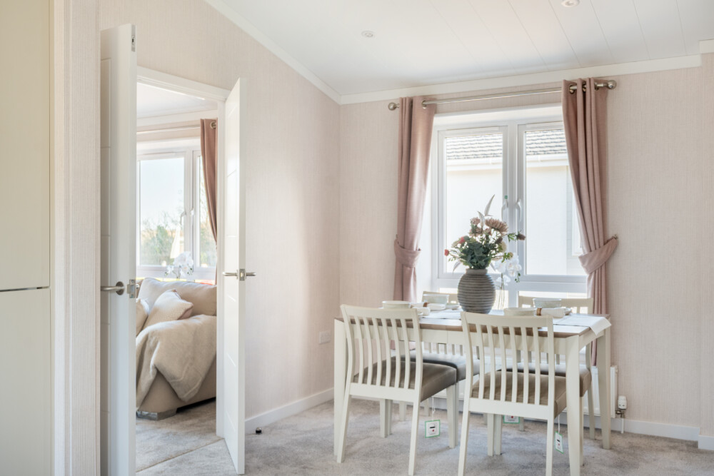 1393713 7 69456412e4ab7 ARW