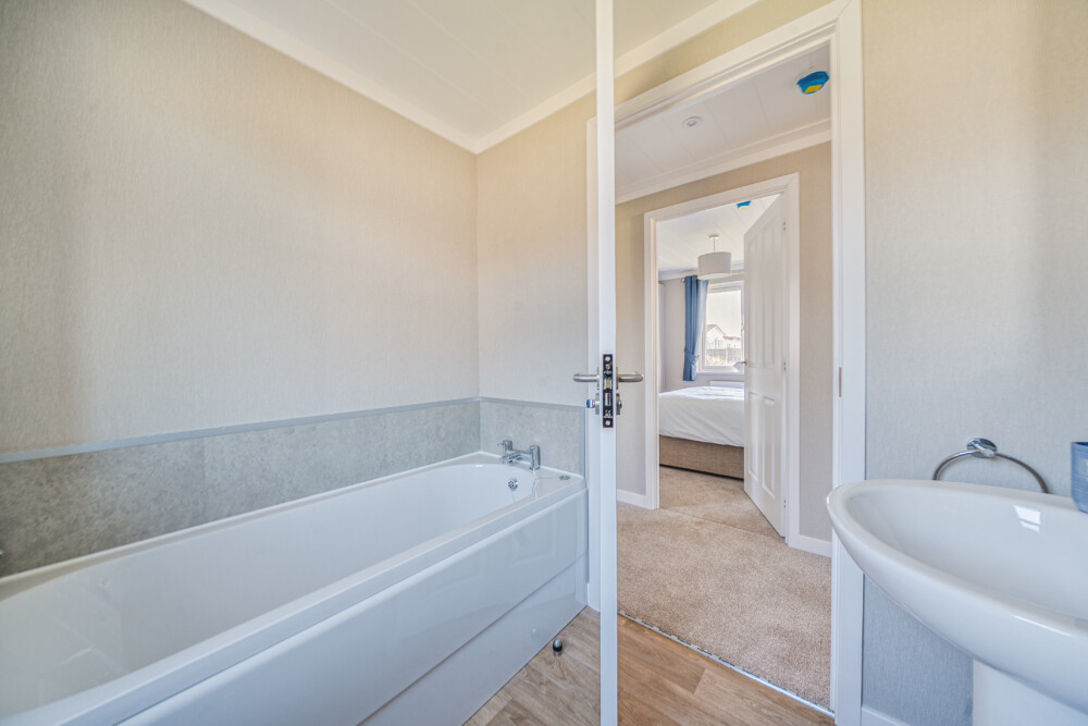 1393716 19 69467064a50df