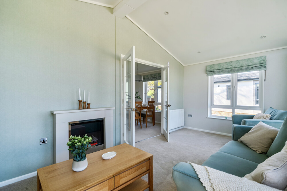 1440658 27 69e5f8d34c118