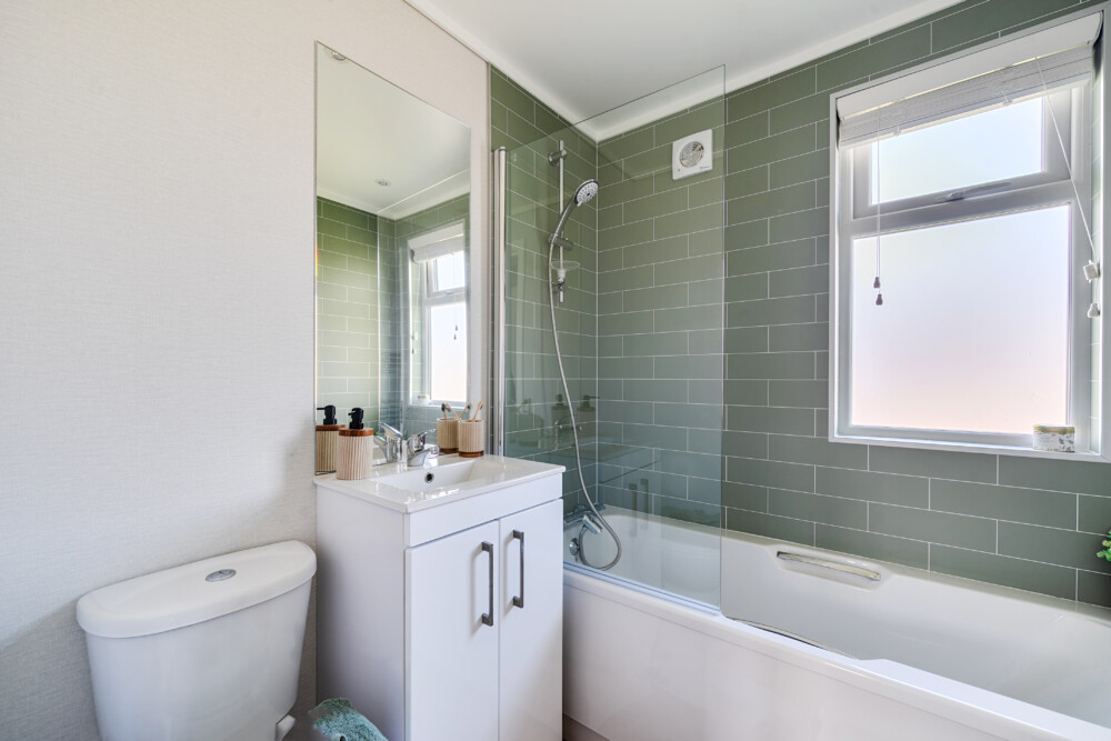 1440658 31 69e5f90475d1e