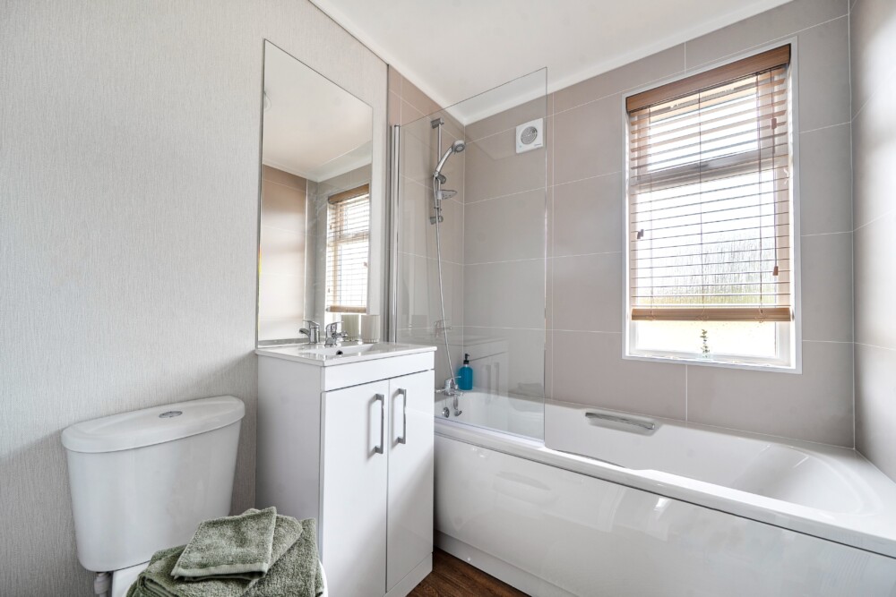 1375090 30 690370600277d