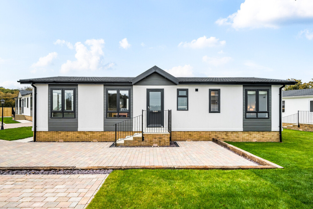 1375088 4 690364fdd92c4