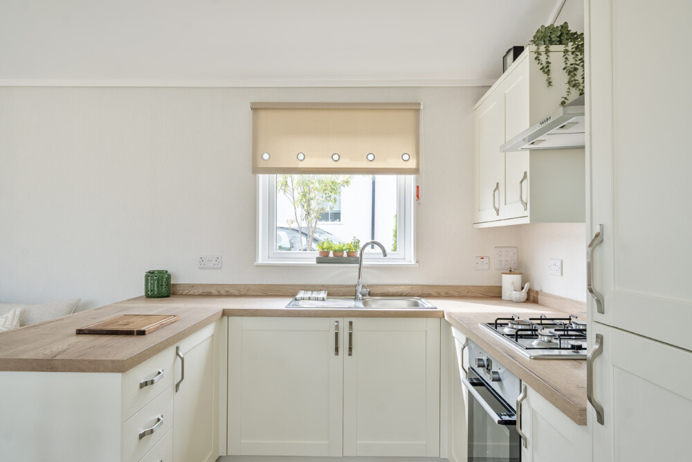 1328440 18 687e6607f0693