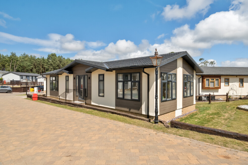 1314169 5 685eaa4e375b0