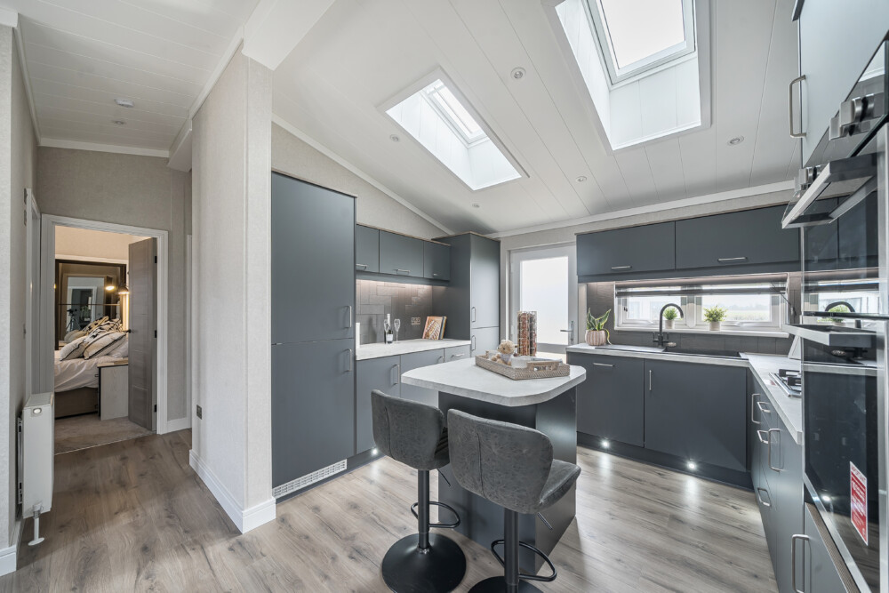 1359006 10 68e6a890b7f70