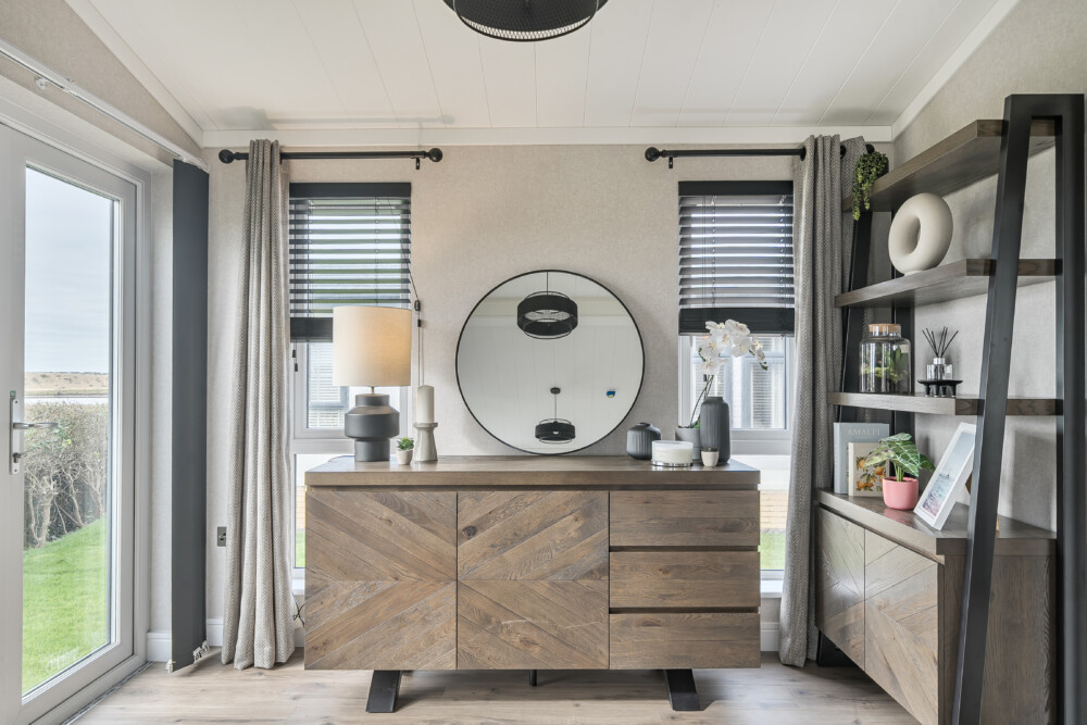 1359006 21 68e6a9d1f2584