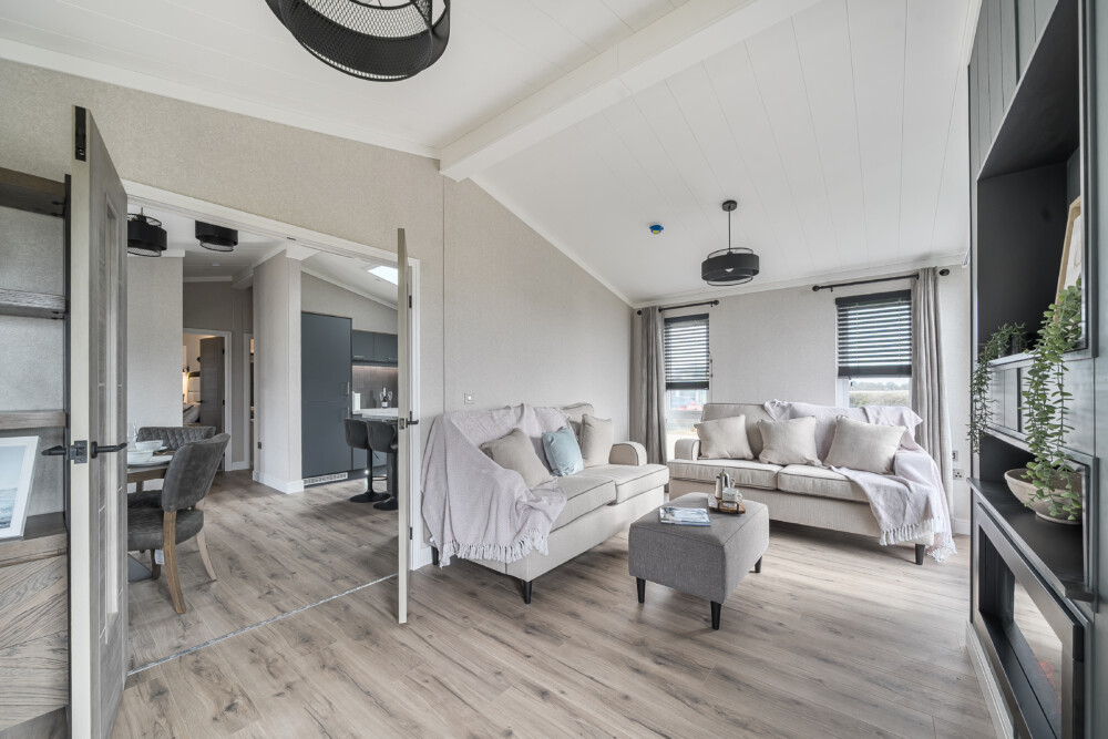 1359006 23 68e6aa019f1b7