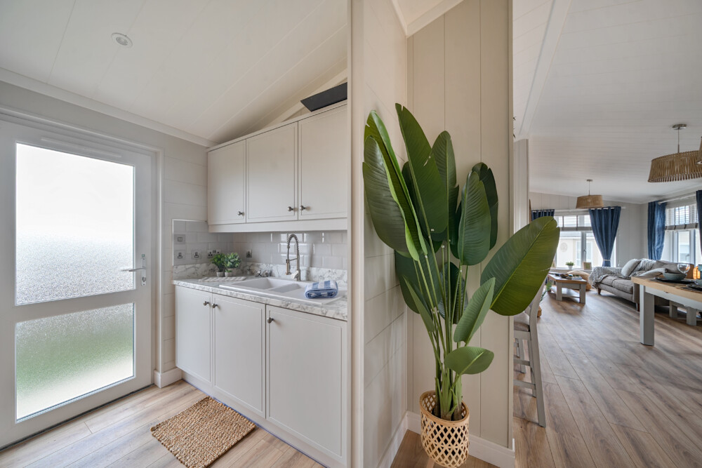 1358998 45 68e664a3b7554 ARW 1