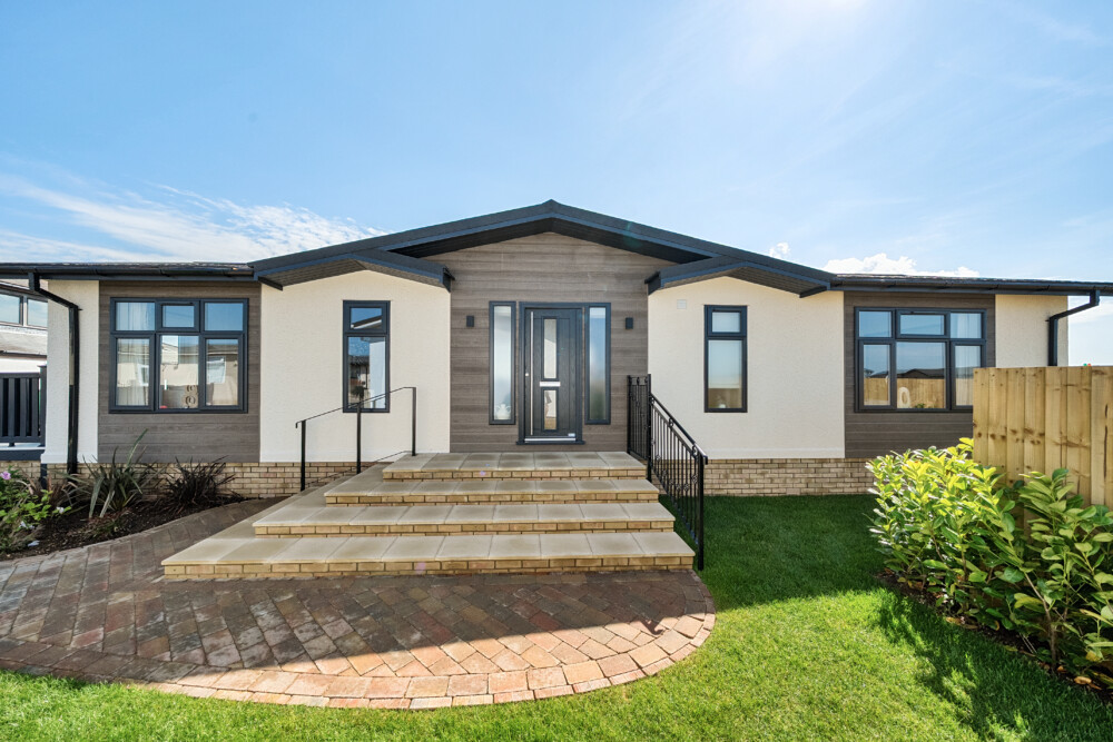 9 682329b08b0bb 1287392 ARW 9 1