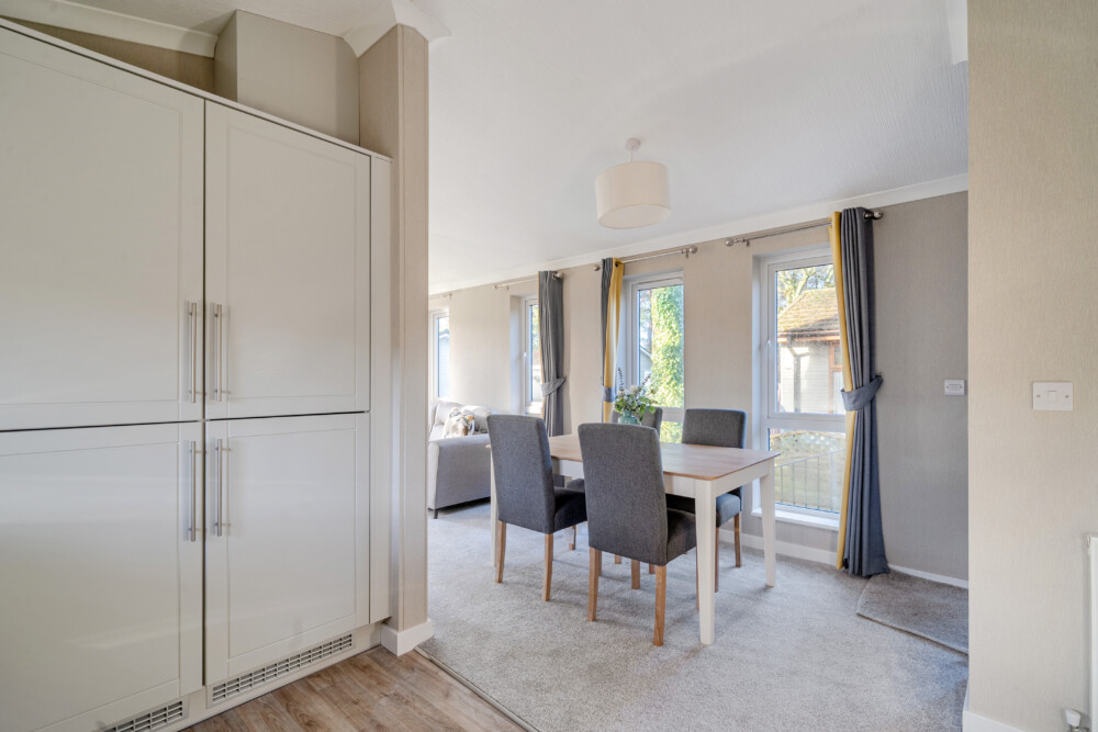 1405651 12 697c7ca4a5214