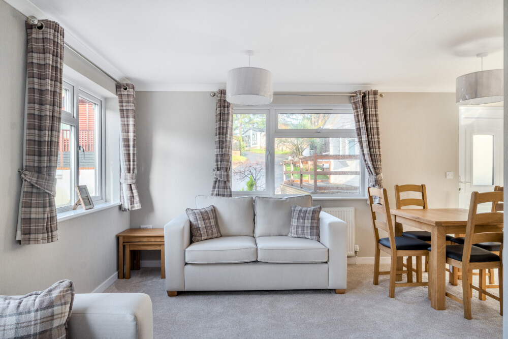 1405653 12 697c809edf727