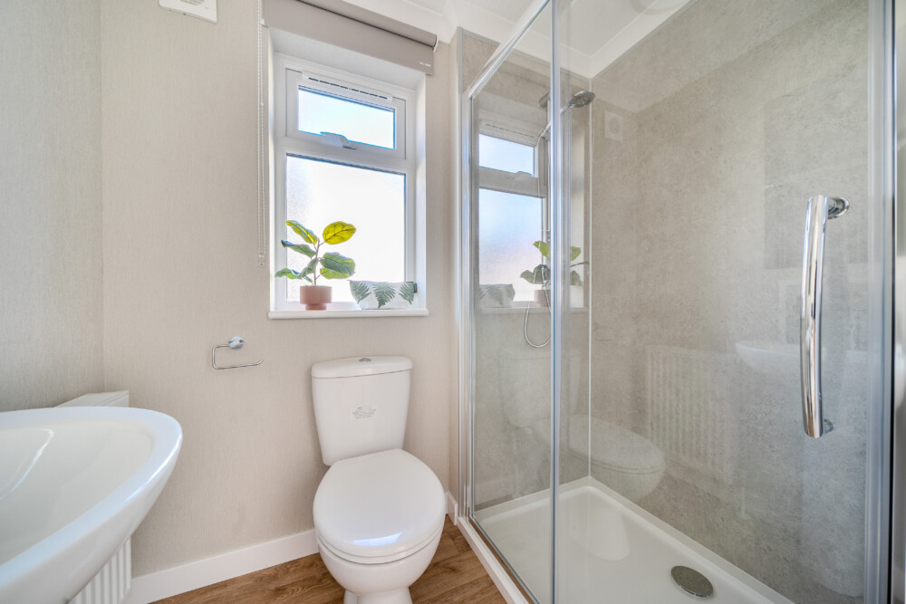 1405653 24 697c81a1a0941