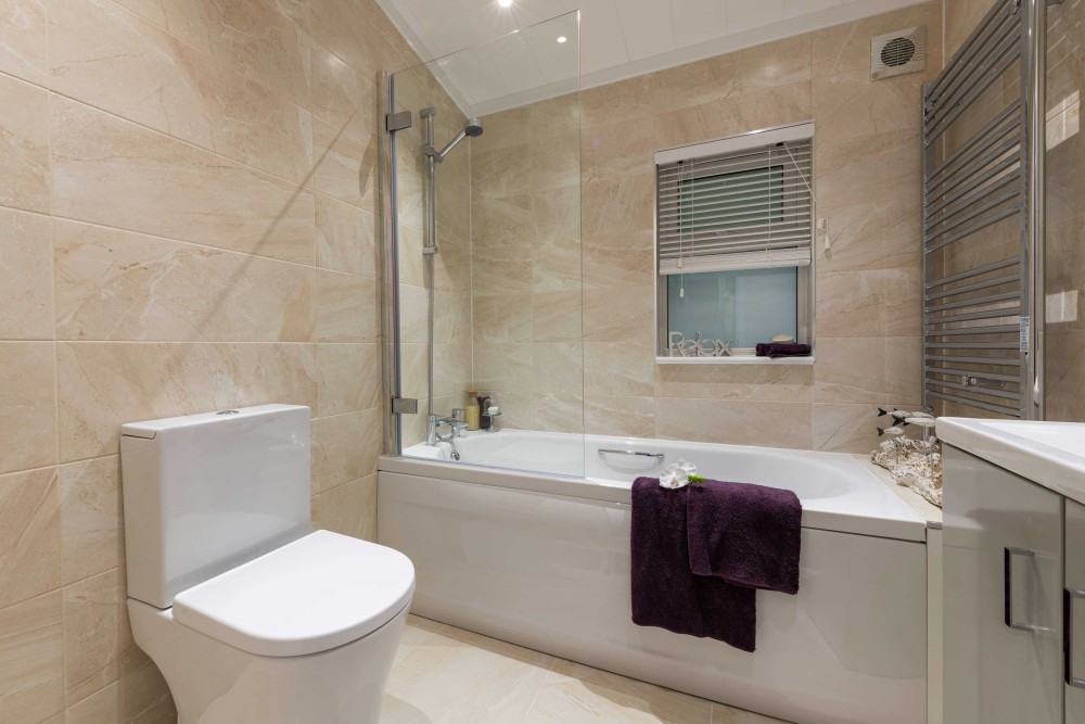 Regency Living The Cranborne Main Bathroom 1