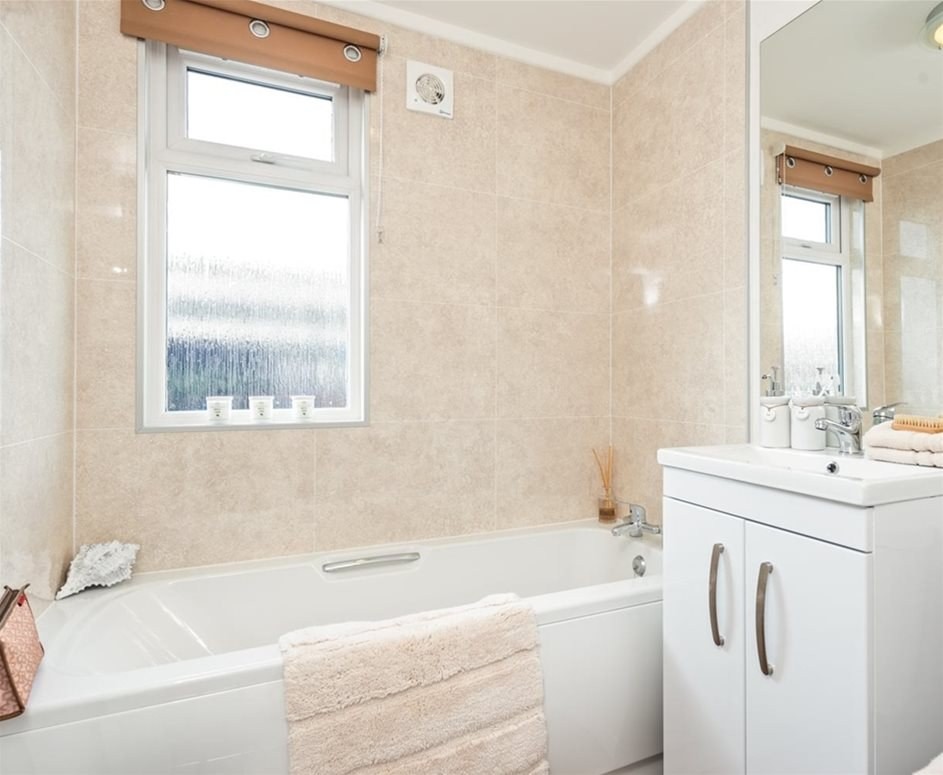 Regency Living Sonata Park Bungalow Main Bathroom